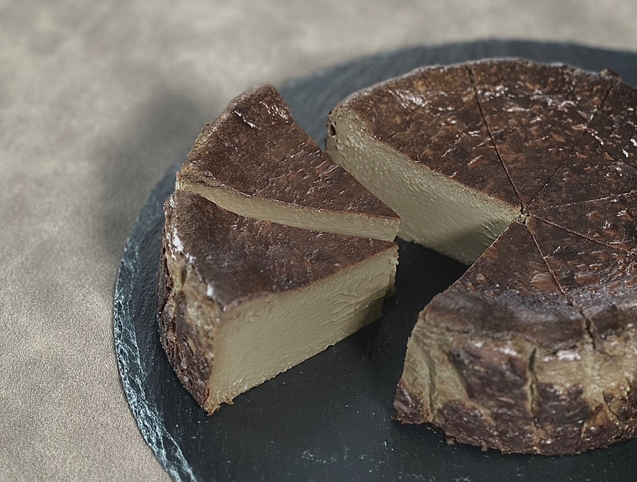 ほうじ茶香るチーズケーキ（15cmホール）
