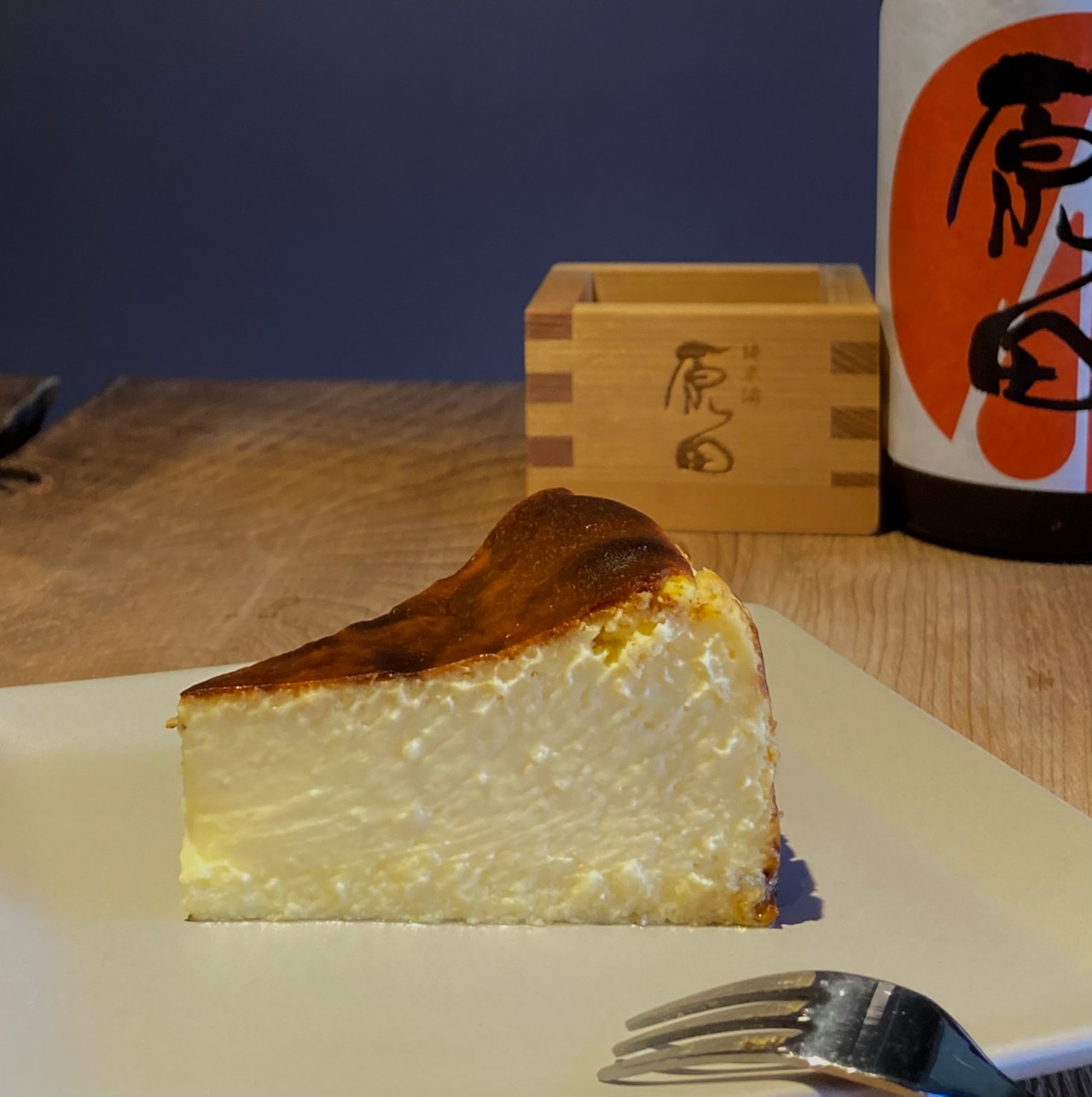 日本酒「原田」の酒粕チーズケーキ（１カット）